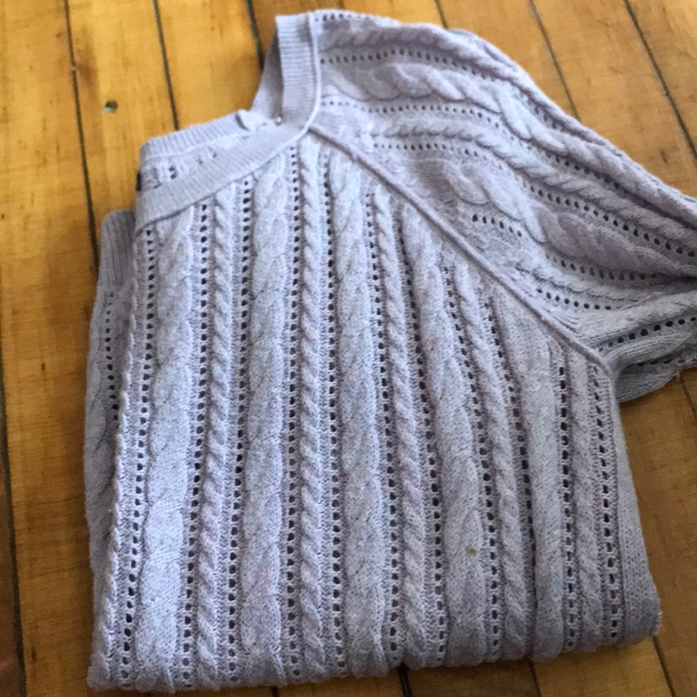American eagle sweater